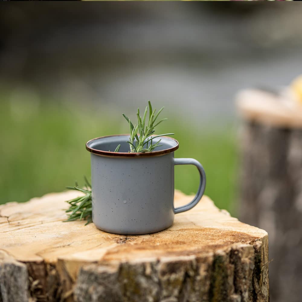 Emaille-Becher in Slate Grey-Produktbild
