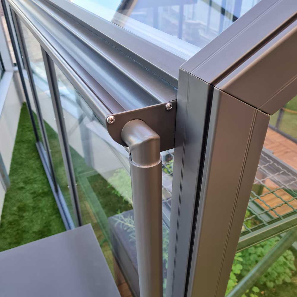 Gewächshaus Regenrinne